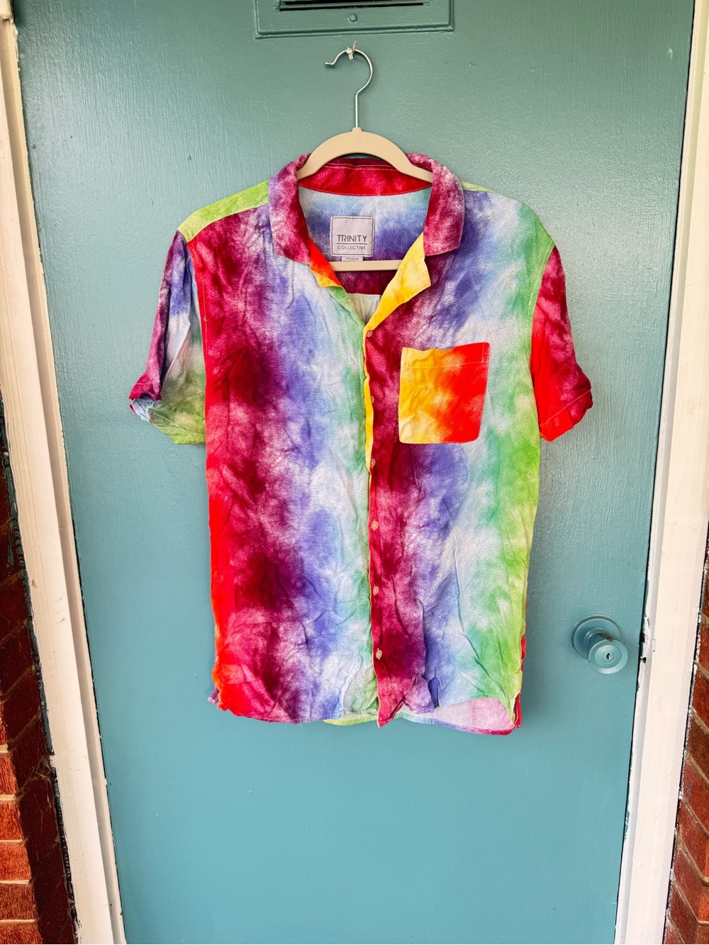 Trinity Collective Rainbow Tie Dye Button Front Shirt Medium